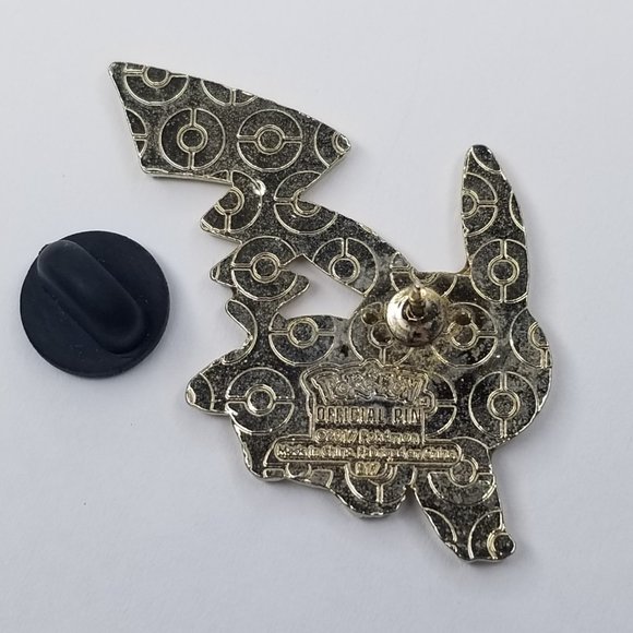 Enamel Pikachu Pokémon Official Pin - Picture 2 of 4